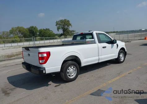 2021 Ford F-150 Xl z USA, uszkodzony, nr VIN 1FTMF1CB8MKE42327